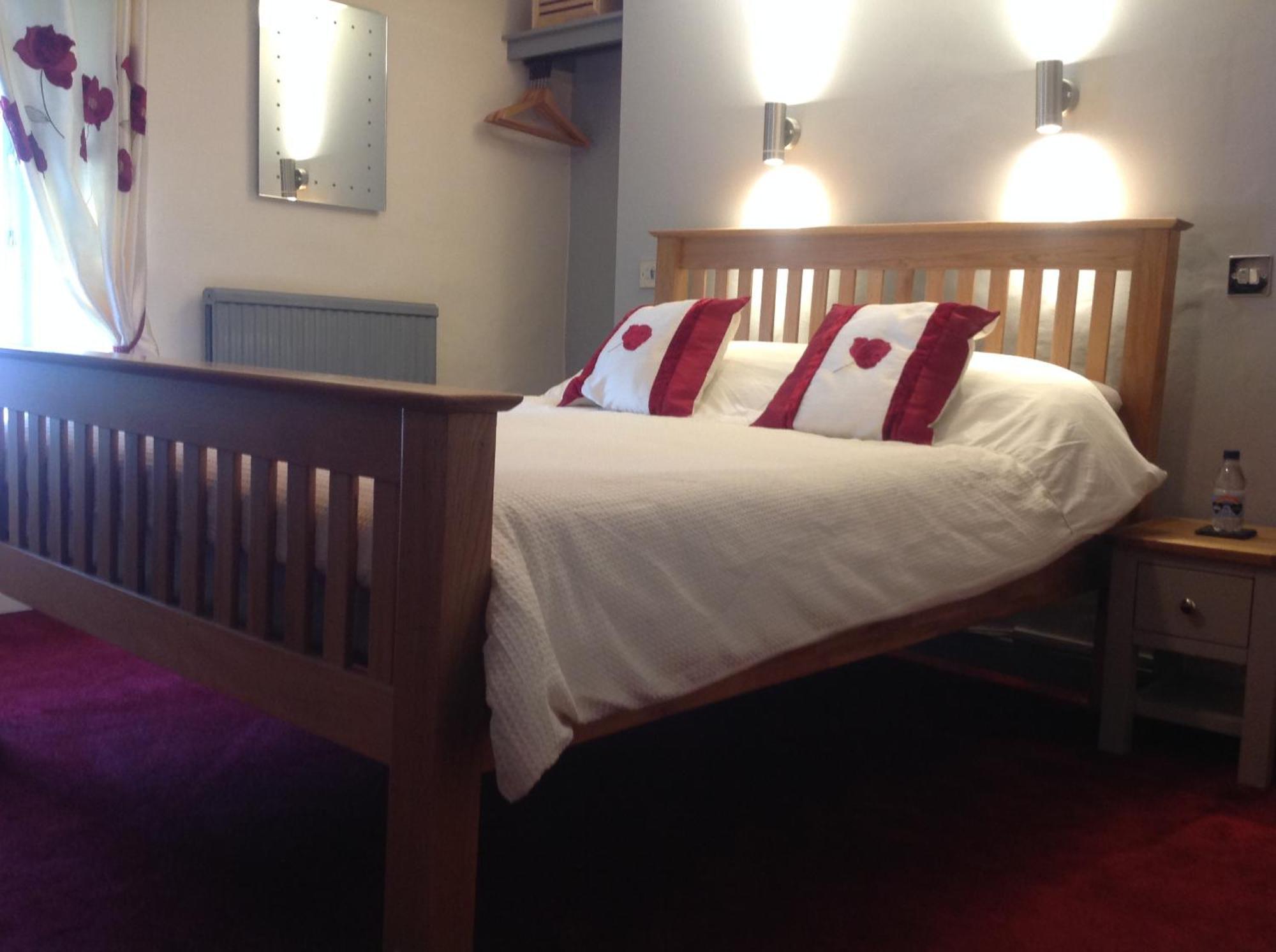 Afon Duad Inn Cwm-Duad 외부 사진